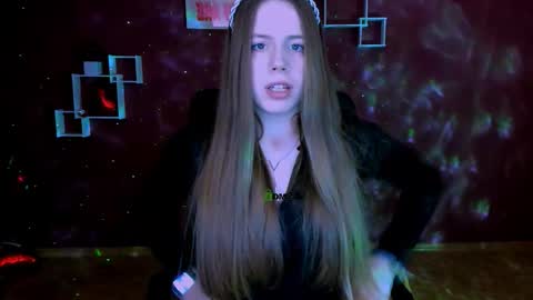 mila_sun__ online show from 02/19/26, 08:43