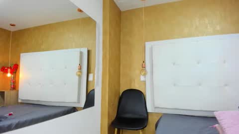          online show from 11/26/25, 12:44