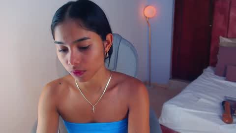 Snapshot of milaa_star chatting on 09/23/25, 04:04 milaa_star online show from 09/23/25, 04:04