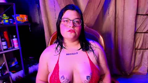 Snapshot of milaanddalia chatting on 11/24/25, 08:58 Milaanddalia online show from 11/24/25, 08:58