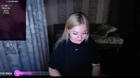 Mila online show from 09/23/25, 12:46