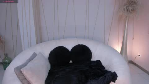 Snapshot of milacoleman chatting on 09/14/25, 11:04 Mila online show from 09/14/25, 11:04