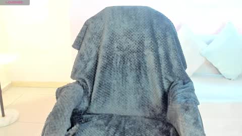 Mila online show from 01/08/26, 02:36