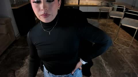 Snapshot of milacoleman chatting on 03/13/26, 02:51 Mila online show from 03/13/26, 02:51