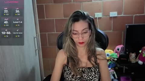 milacoxx8819 online show from 10/19/25, 12:33