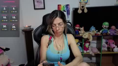milacoxx8819 online show from 10/20/25, 12:55