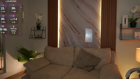 milacrave online show from 11/15/25, 12:02