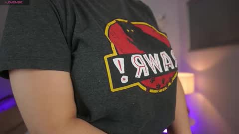 milacrave online show from 12/18/25, 11:38