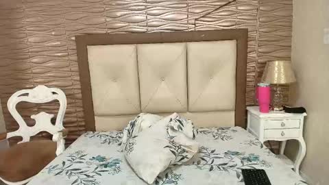 miladiosa online show from 05/13/26, 11:29
