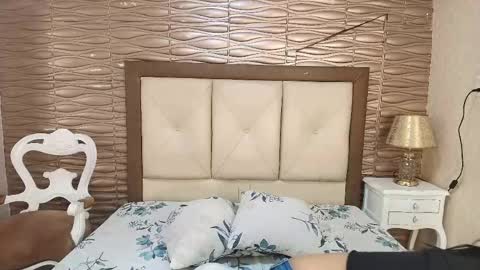miladiosa online show from 05/14/26, 11:50