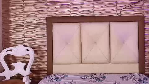 miladiosa online show from 05/26/26, 12:01