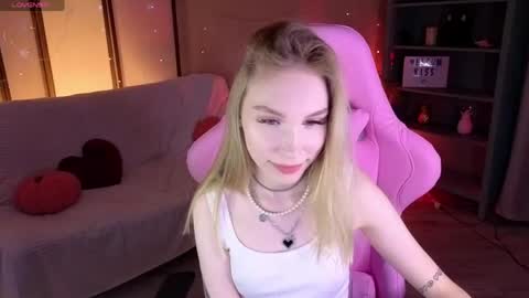 Snapshot of miladuales chatting on 04/21/26, 09:06 Mila online show from 04/21/26, 09:06