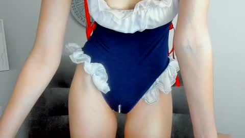 Snapshot of milaglow chatting on 06/14/26, 01:13 MilaGlow online show from 06/14/26, 01:13