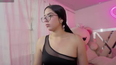 milah_tay online show from 05/23/26, 11:36