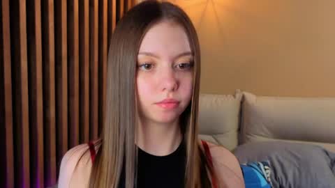 Snapshot of milaice chatting on 05/06/26, 03:39 Mila online show from 05/06/26, 03:39