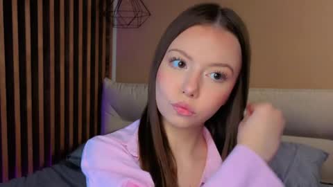 Snapshot of milaice chatting on 05/07/26, 03:50 Mila online show from 05/07/26, 03:50