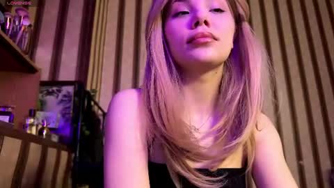 Snapshot of milakittys chatting on 06/13/26, 11:30 milakittys online show from 06/13/26, 11:30