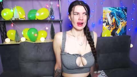 Milaloona online show from 01/14/25, 10:06