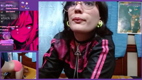 Mila-Lunala online show from 02/24/25, 03:55