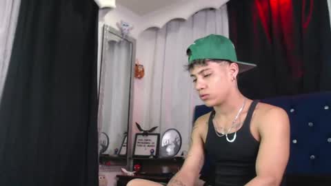 Milan Anxel online show from 07/11/26, 01:08