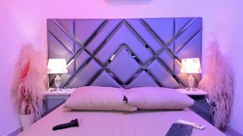 milan_lewiss online show from 03/02/26, 12:23