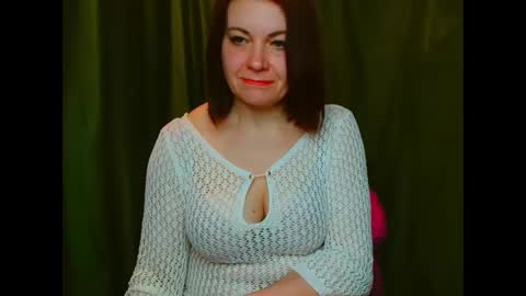 milana9732 online show from 04/15/26, 08:20