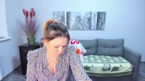 Milana online show from 03/11/25, 04:29