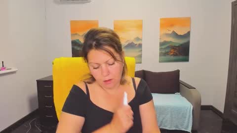 Milana online show from 09/17/25, 11:45