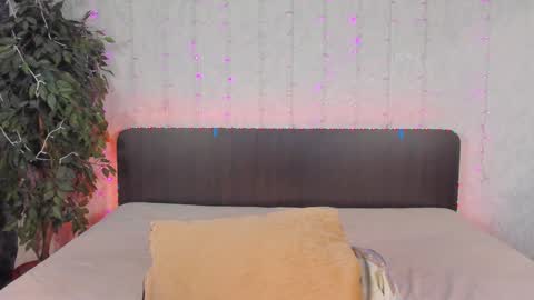 Milana online show from 12/03/24, 11:11