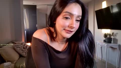 Snapshot of milana_desire chatting on 03/19/26, 10:58 milana online show from 03/19/26, 10:58