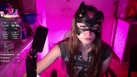 Snapshot of milana_sexwife chatting on 10/20/25, 04:51 Dan and Milana online show from 10/20/25, 04:51