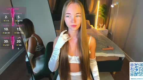 Milana online show from 05/18/26, 01:13