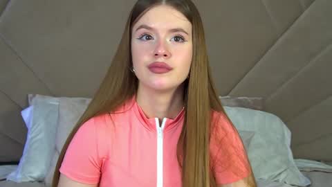 MilanaBalmain online show from 02/03/25, 01:51