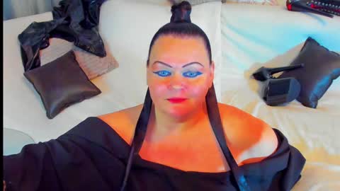 Lana online show from 12/04/24, 05:55