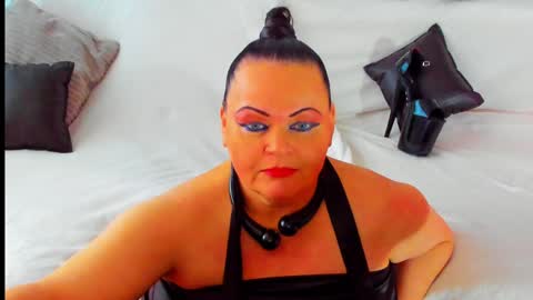 Lana online show from 12/18/24, 10:30