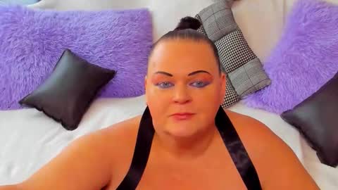 Lana online show from 10/05/25, 11:30