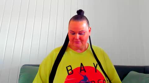 Snapshot of milanabiegert chatting on 03/12/26, 01:50 Lana online show from 03/12/26, 01:50