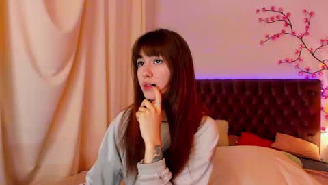 Snapshot of milanahottss chatting on 07/08/26, 12:20 Milana online show from 07/08/26, 12:20