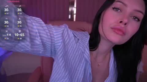 Snapshot of milanamusee chatting on 11/02/25, 02:19 Milana online show from 11/02/25, 02:19