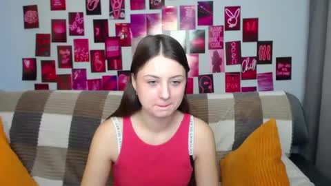 milanaroz online show from 02/21/25, 05:46