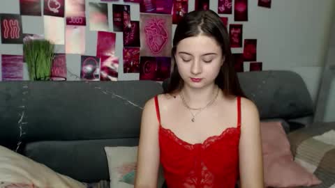 milanaroz online show from 10/04/25, 05:00