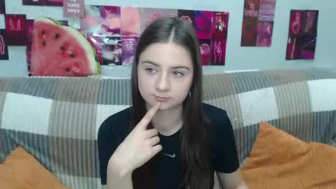 milanaroz online show from 07/02/26, 04:40