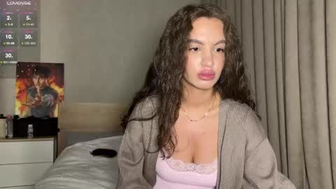 Snapshot of milanasugar chatting on 04/22/26, 10:00 milanasugar online show from 04/22/26, 10:00