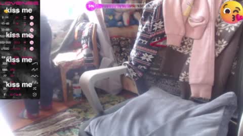 Snapshot of milanasvethoney chatting on 04/19/26, 09:41 Luna-- link in bio online show from 04/19/26, 09:41