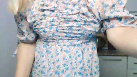 Milena online show from 12/26/24, 04:10