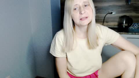 Milena online show from 01/16/25, 03:45