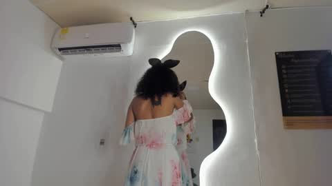 milanx2 online show from 12/29/24, 08:58