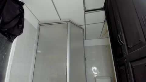 milanx2 online show from 01/08/25, 02:57