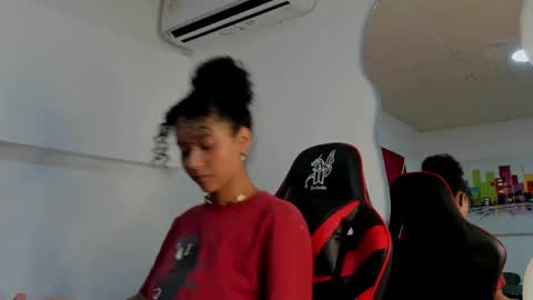 milanx2 online show from 01/19/25, 08:51