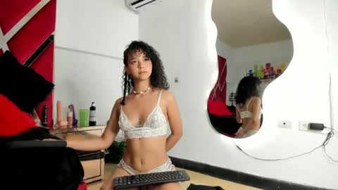 milanx2 online show from 02/01/25, 01:23